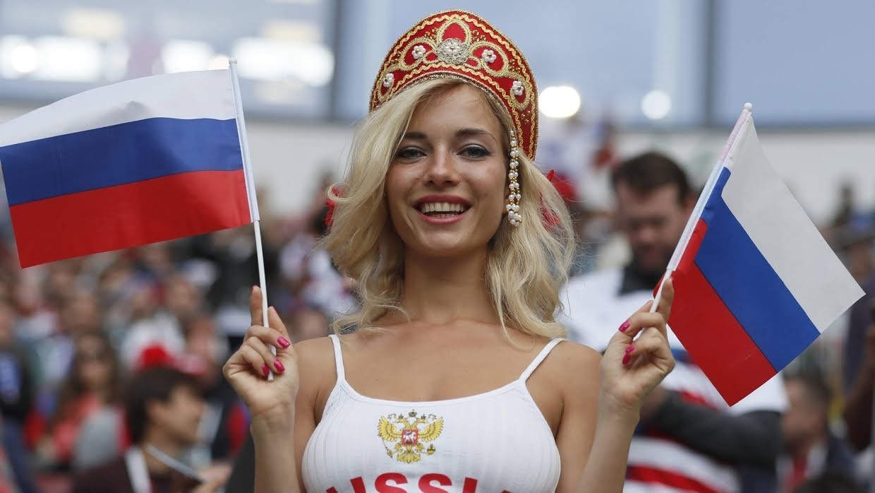 Russian women boobs fan images