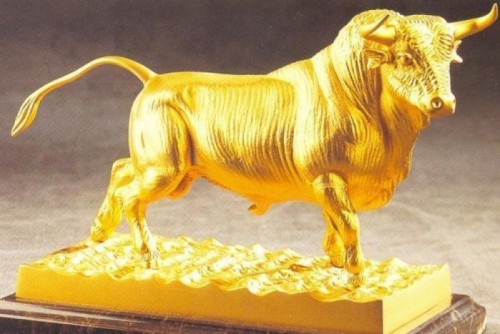 Magic gold statue image