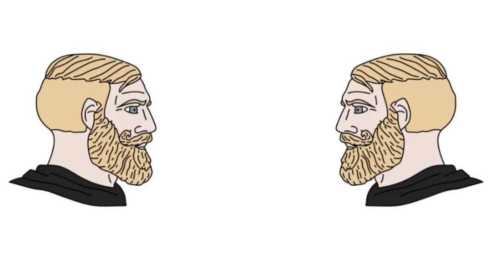 Блондинка с косой и татуировками дает в жопу бородатому парню