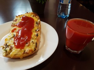 Создать мем: Pizza Factory, mak&ali’s pizza ресторан, pizza