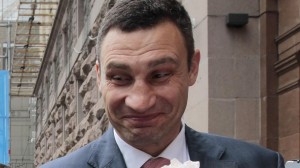 Create meme: Klitschko bridge just tired, Klitschko fotoebi, Klitschko with a cigarette