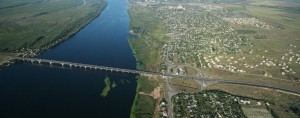 Create meme: Antonovsky bridge, Kherson, rivers of Kherson satellite
