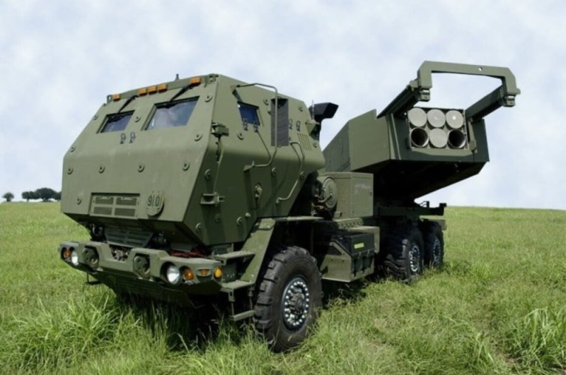 Создать мем: реактивная система залпового огня, рсзо м 270, himars