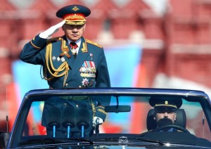 Создать мем: шойгу на параде, министр обороны россии сергей шойгу, сергей шойгу