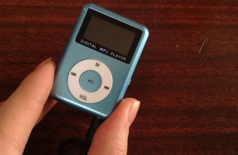 Create meme: mp 3 player, mp 3 player, MP 3 player with bluetooth