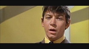 Создать мем: эрик бердон дом восходящего солнца, the animals - house of the rising sun (1964) hq/widescreen ♫♥ 56 years ago, the animals