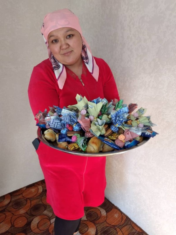 Create meme: bouquet of sweets, a candy bouquet , bouquet 