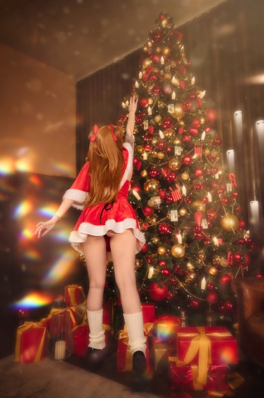 Create meme: Santa girl, Christmas girls , New Year's cosplay