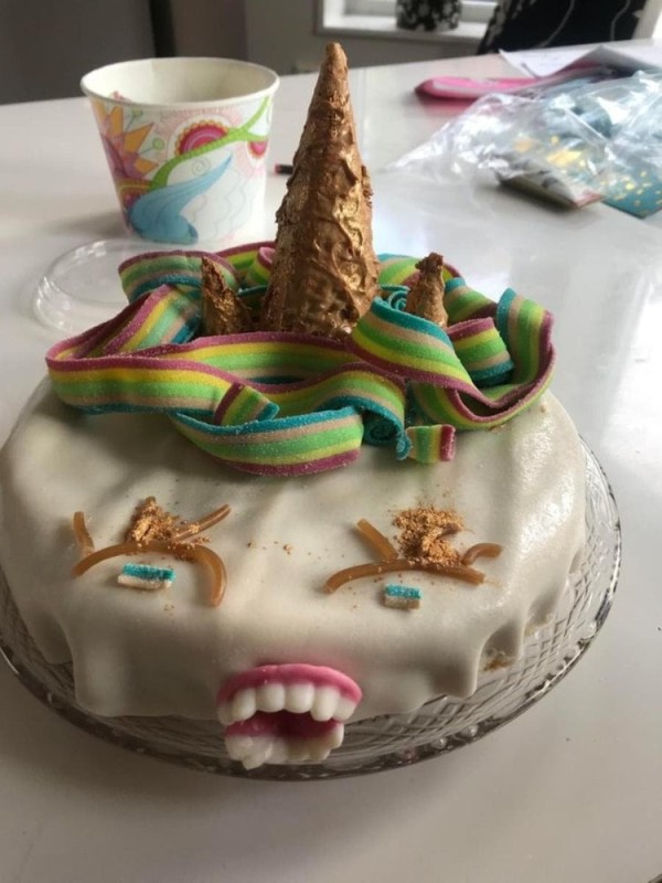 Create meme: bad cakes , terrible cake, confectionery failures