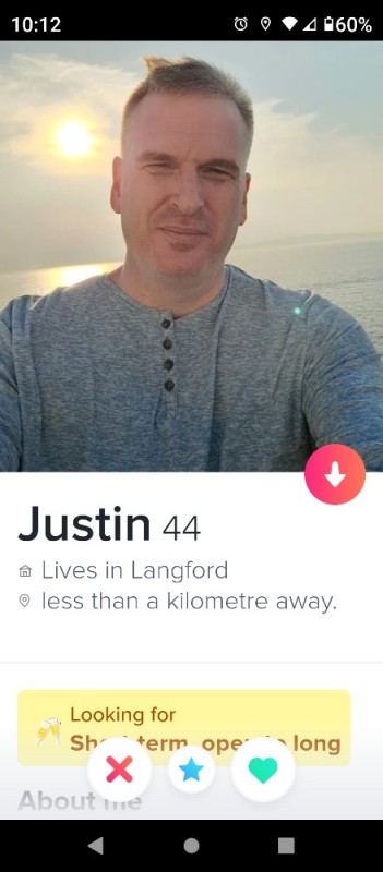 Create meme: text , meme tinder absolute, tinder profile template