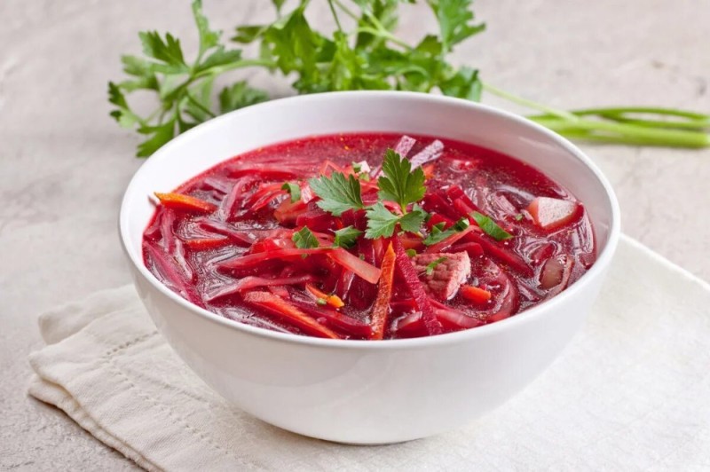 Create meme: borsch , beetroot soup 250g, borscht from fresh cabbage