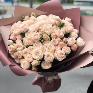 Create meme: spray roses, spray roses bouquet