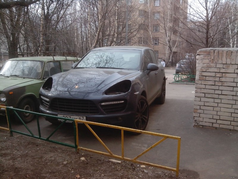 Создать мем: порше кайен без фар, porsche cayenne 2, porsche cayenne 2008 без фар