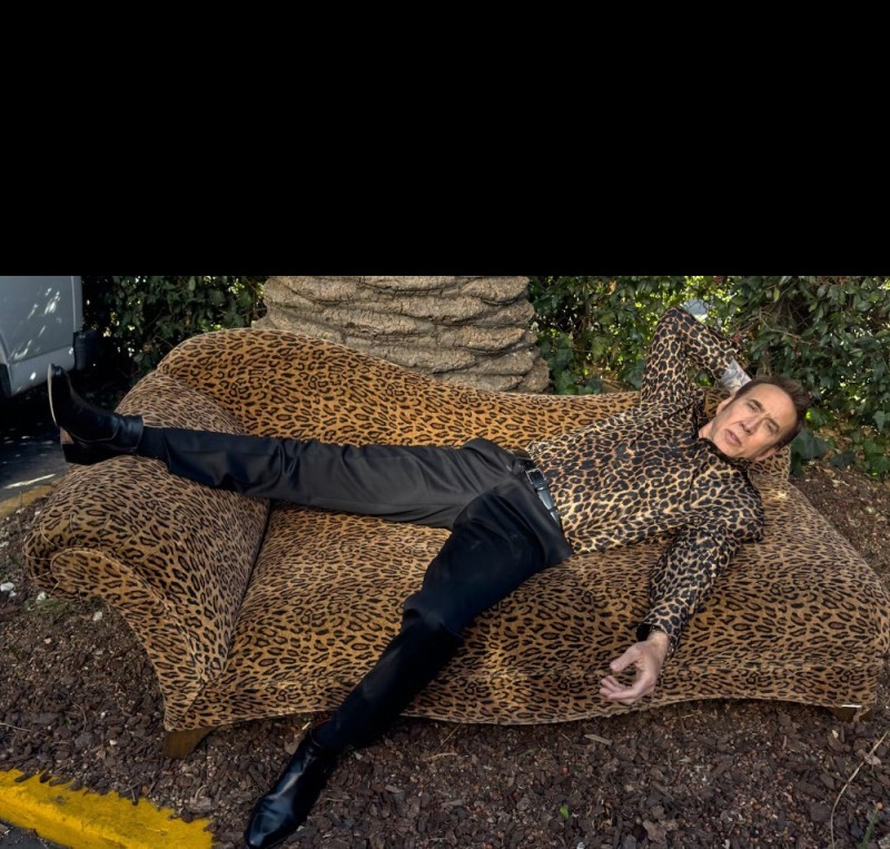 Create meme: leopard print suit, The man in the leopard print, men's leopard print suit