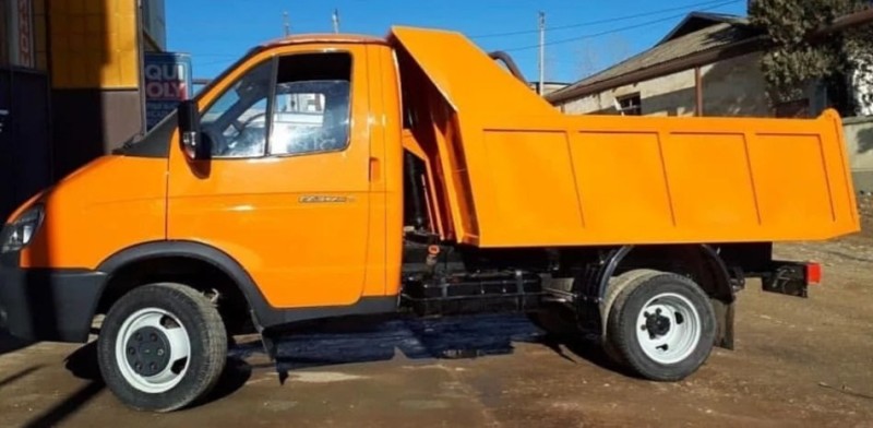 Create meme: gaz valdai next dump truck, gazelle dump truck, gaz 3302 dump truck