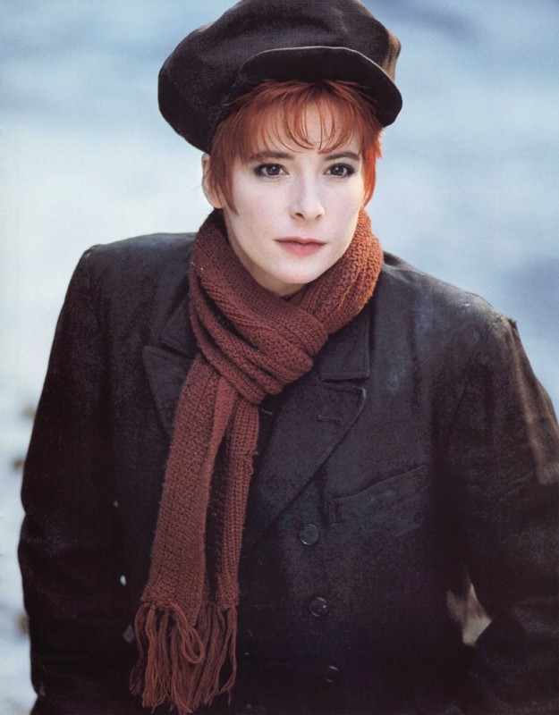 Create meme: Mylene farmer, mylene Farmer biography, French singer Mylene Farmer