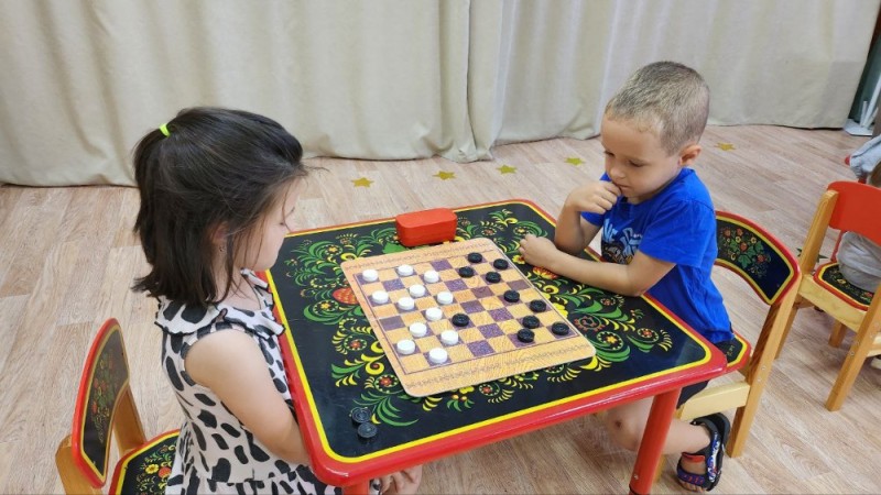 Create meme: play checkers, checkers tournament, board games chess