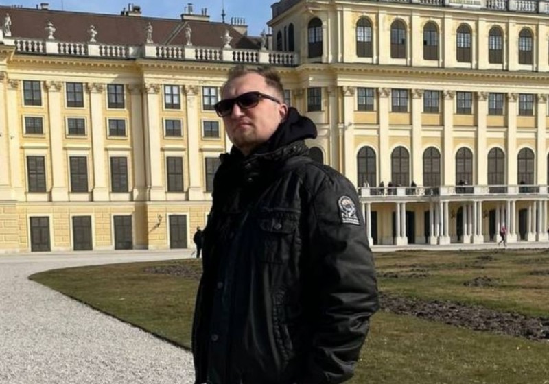 Create meme: male , schoenbrunn palace, people 