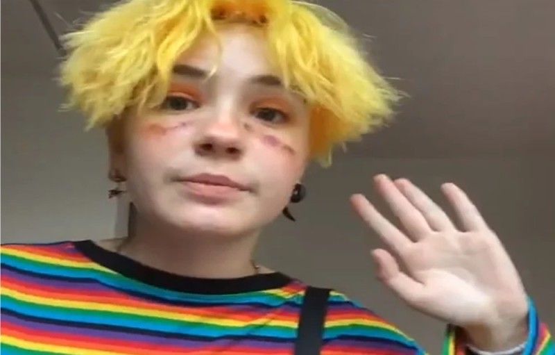 Create meme: A feminist from Tiktok, olya pumpkin tiktokersha, memes from tik tok