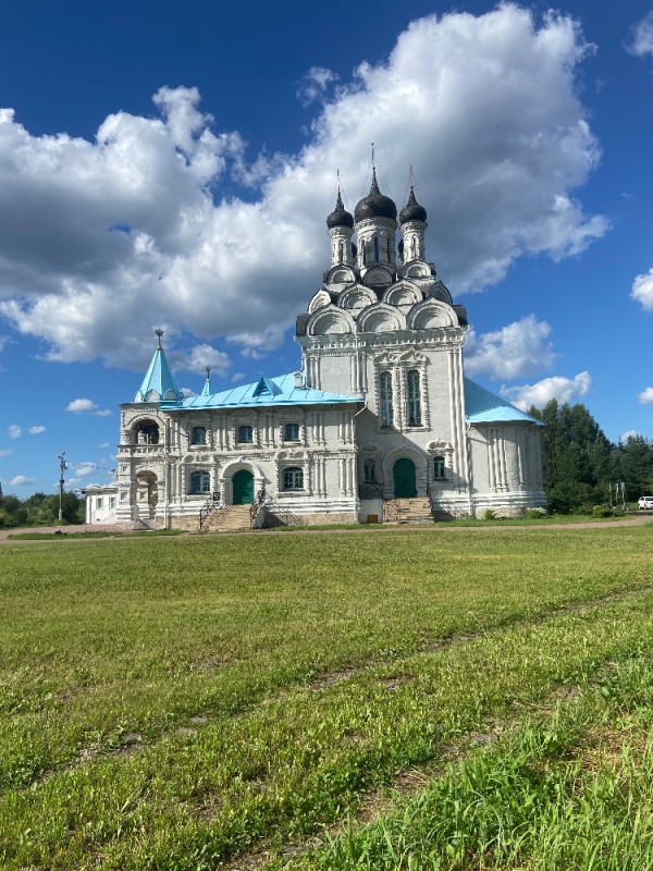 Create meme: Church of the Annunciation of the Blessed Virgin Mary in Taininsky, Church of the Annunciation of the Blessed Virgin Mary in Taininsky, the church in Taininsky in Mytishchi