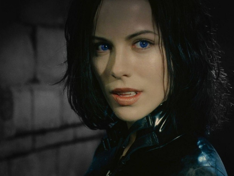 Создать мем: kate beckinsale underworld, underworld selene, другой мир 2