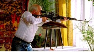 Создать мем: ворошиловский стрелок 2108, ворошиловский стрелок фото дед за столом обедает, Ворошиловский стрелок