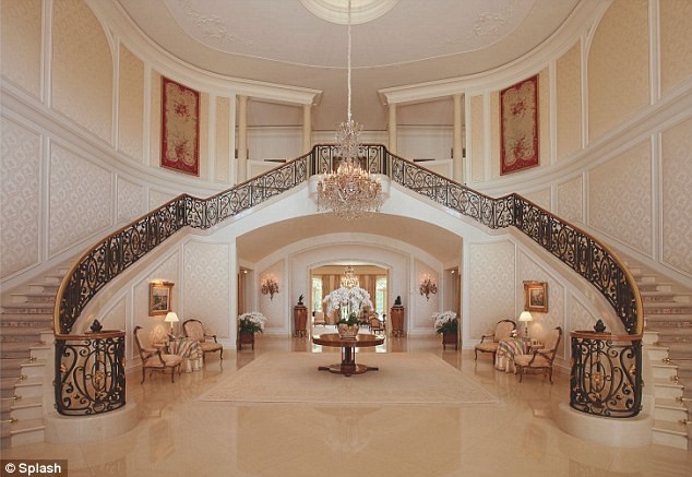 Create meme: Aaron Spelling's Mansion, a gorgeous staircase, the grand staircase of the modern mansion