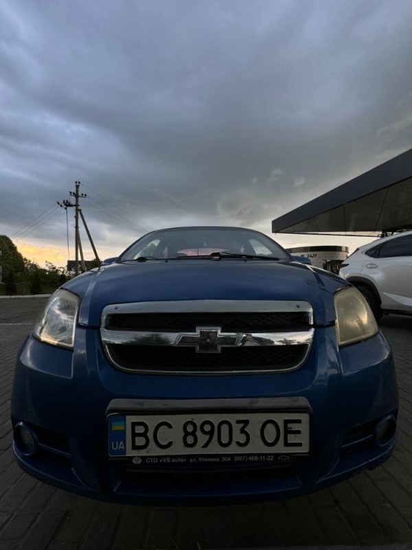 Создать мем: Chevrolet Aveo I Рестайлинг, шевроле авео т250 синяя, chevrolet aveo 2007