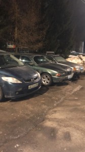 Создать мем: сходка бмв ночью, nissan maxima qx 3.0 v6, bmw e60