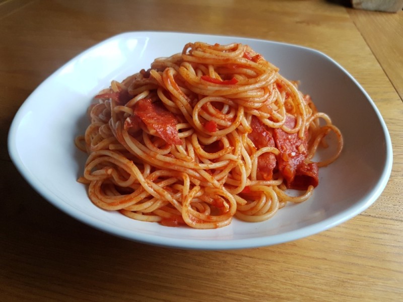 Create meme: spaghetti with ketchup, pasta for spaghetti, spaghetti with stew