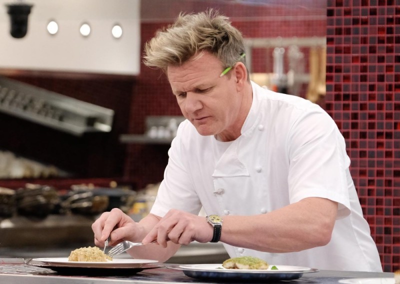 Create meme: Gordon ramsay hell's Kitchen, hell's kitchen, hells kitchen us