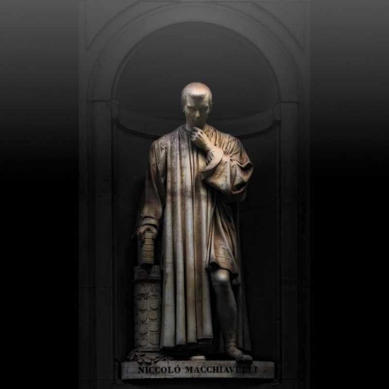 Create meme: Niccolo Machiavelli monument, niccolo machiavelli, Niccolo Machiavelli's tombstone