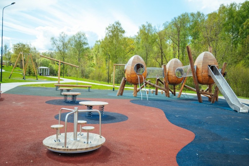 Create meme: Marino Filimonkovskoe Park playgrounds, new playground, parks and playgrounds