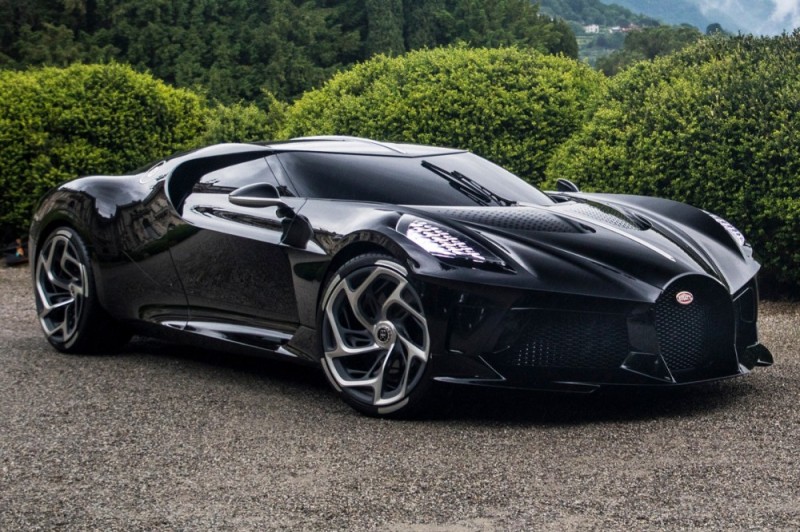 Create meme: Bugatti la voitour, bugatti la voitur noir, Bugatti la Noir