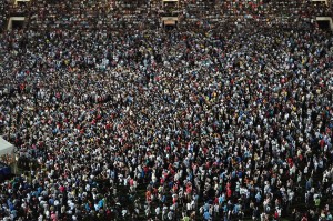 Create meme: a crowd of people from above, the crowd and types of crowd pictures, a crowd of people