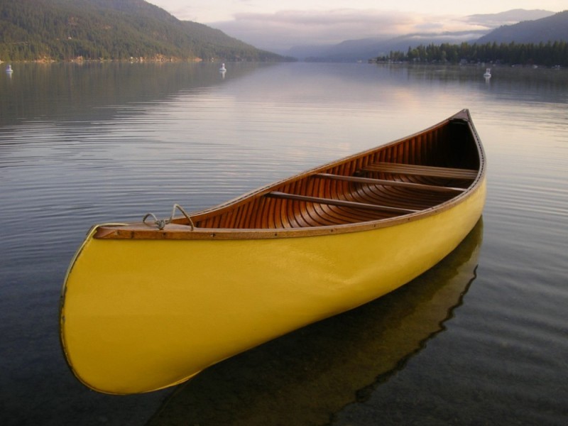 Create meme: canoe canada, canoe boat, canoe boat senezh