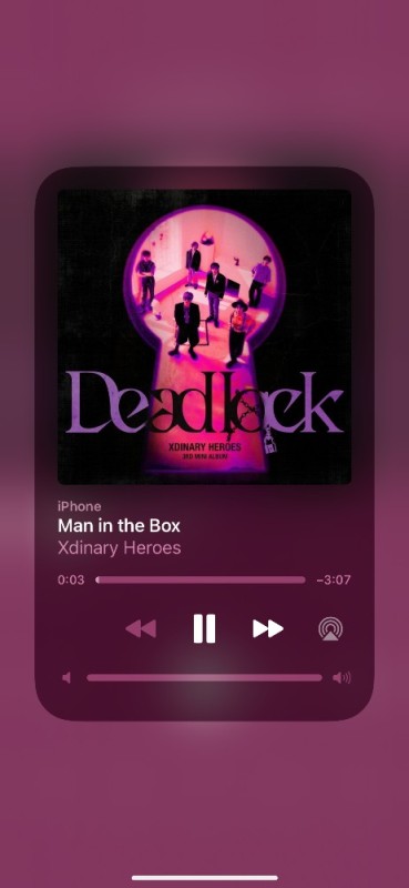 Создать мем: музыкальный плеер, xdinary heroes логотип группы, xdinary heroes песня man in the box