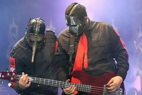 Создать мем: гитарист слипкнот мик, пол грей slipknot, донни стил slipknot