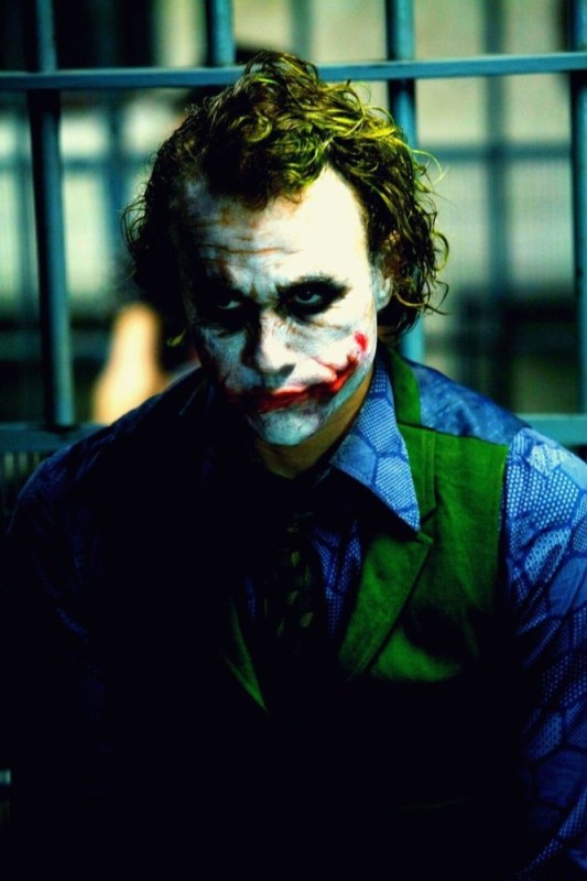 Создать мем: heath ledger joker, джокер леджер, джокер из темного рыцаря