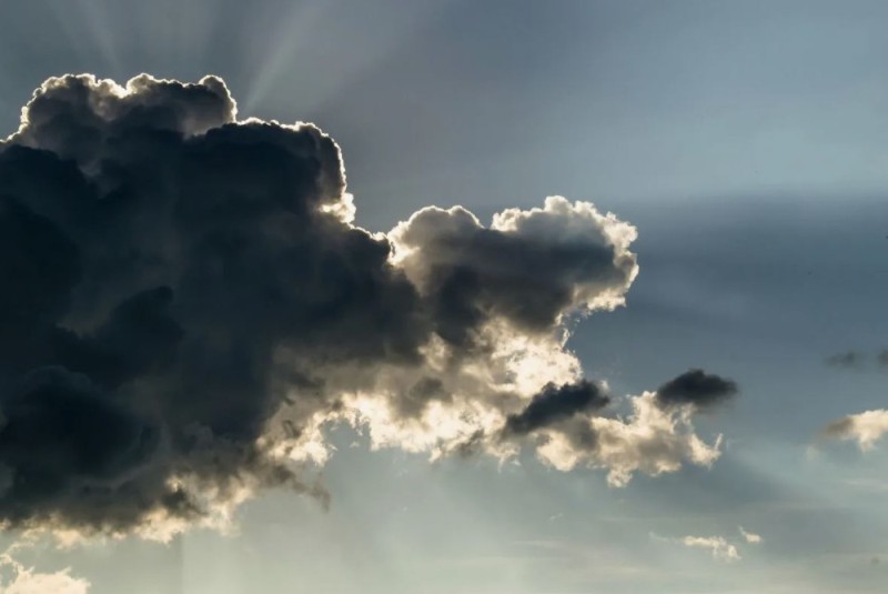 Create meme: clouds in the sky, Among the smoky clouds, Gloomy sky