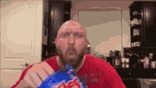 Создать мем: человек, ryback chips, мужик ест чипсы