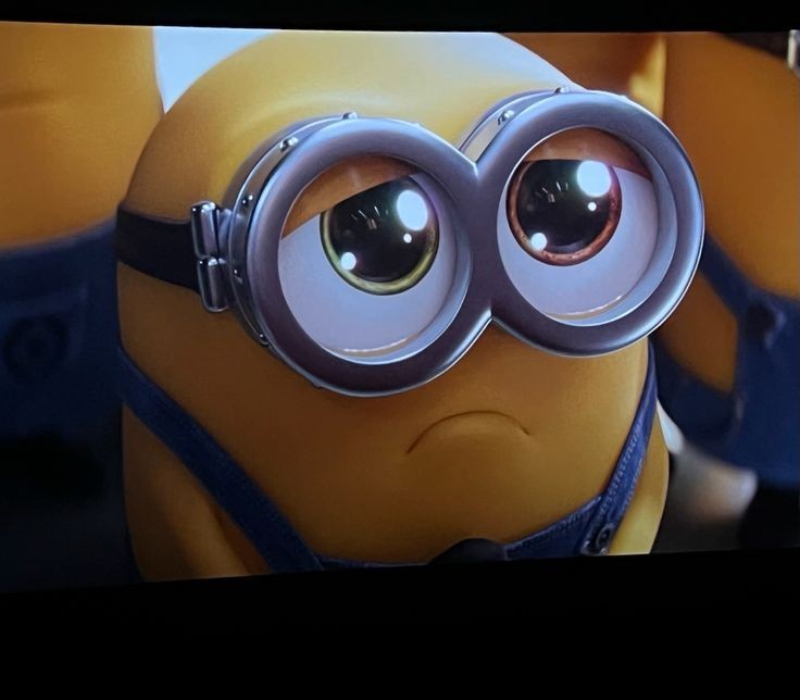 Create meme: funny minion, minions gruvitation, minion 