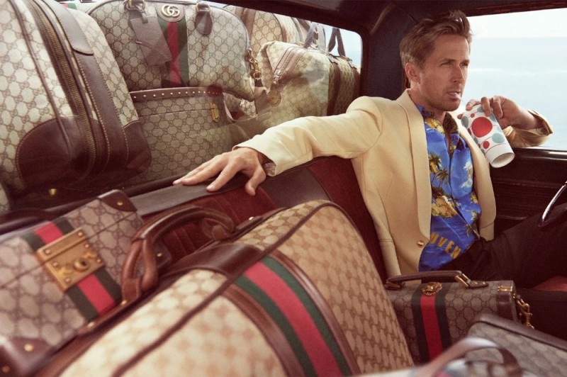 Создать мем: гослинг гуччи, ryan gosling, ryan gosling gucci