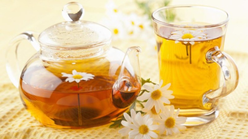 Создать мем: чай из ромашки, herbal tea с ромашкой, чай с ромашкой