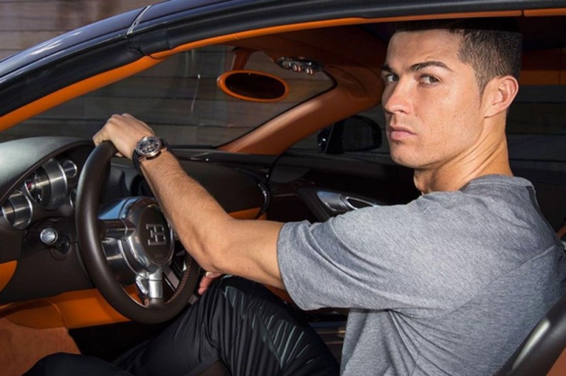 Create meme: Cristiano Ronaldo's car, Cristiano Ronaldo's car park, cr 7 cristiano ronaldo