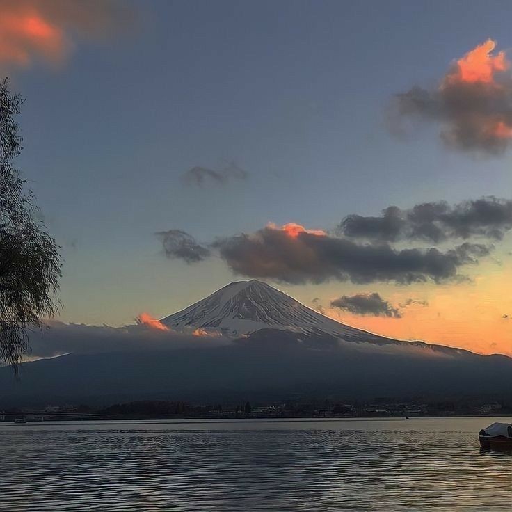 Create meme: Lake kawaguchi, Mount Fujiyama, Japan, mount fuji japan, mount fujiyama in japan 4k