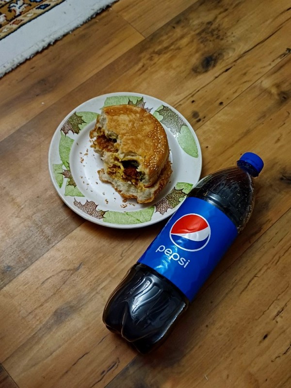 Создать мем: пепси кола, пепси 2л, pepsi