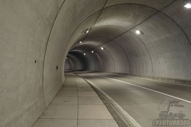 Create meme: subway tunnel , tunnels , the tunnel inside