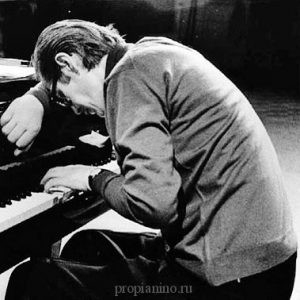 Create meme: pianist, Bill Evans, bill Evans piano