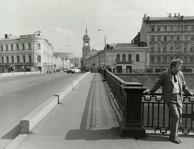 Create meme: soviet leningrad, moscow 1972, old moscow